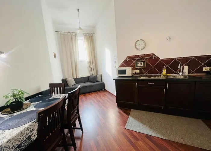 Plac Szczepanski / Old Town Appartement