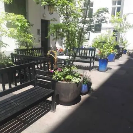 Plac Szczepanski / Old Town Krakov
