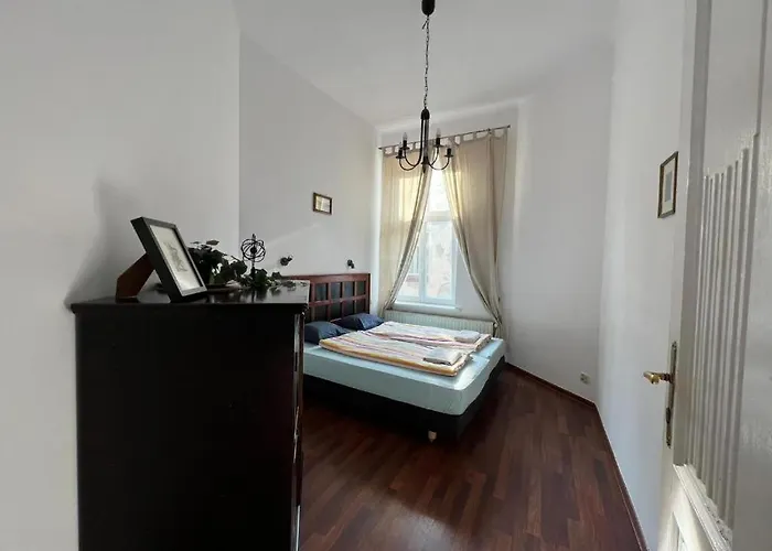 Daire Plac Szczepanski / Old Town *