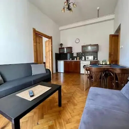 Plac Szczepanski / Old Town Apartamento Cracovia
